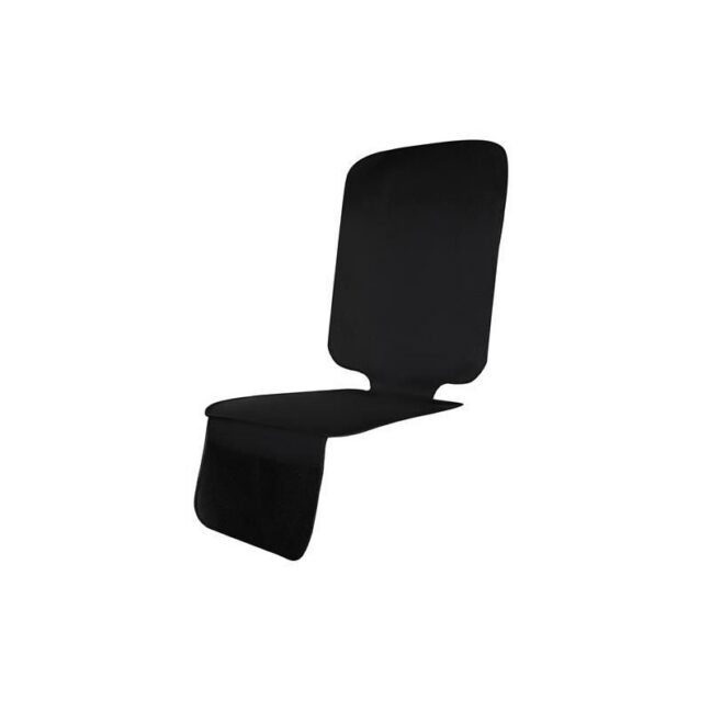 Veekindel istmekate turvatooli alla – kaitsematt autoistmetele
