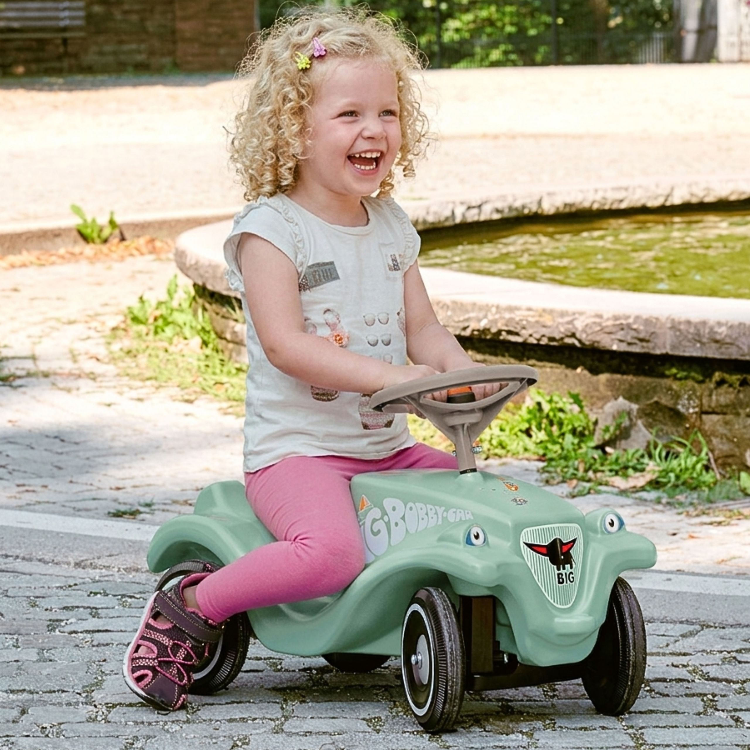 suur bobby auto mint – detailvaade