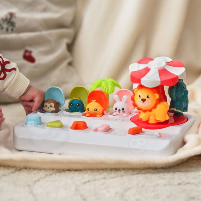 beebi pop-up loomad autoousel – detailvaade