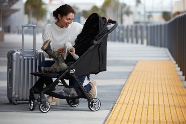 Baby Jogger City Tour 2 kergkäru külgvaates